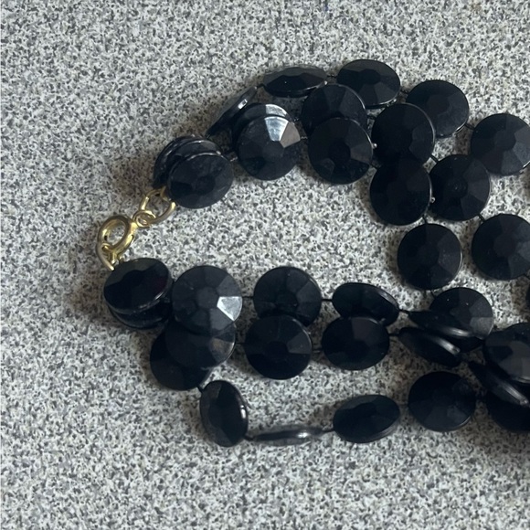 Vintage Black Flat Round Beads Three Strand Necklace - Picture 5 of 6